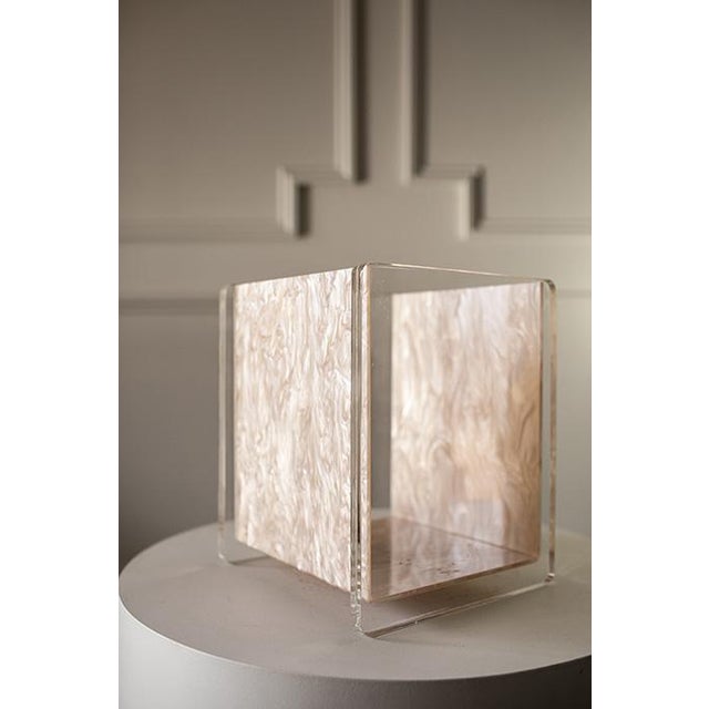 Wilardy 1960s L & R Enterprises Pearlized Acrylic/Lucite Wastebasket, Made in California, Mint Condition With Original Label For Sale - Image 4 of 8