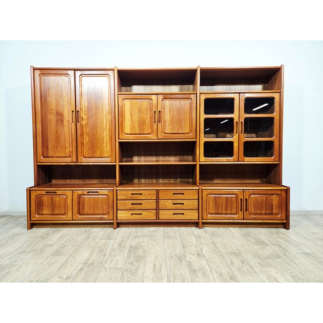 Vintage Danish Modular Shelving Unit in Teak from Dyrlund, 1960s For Sale - Image 3 of 18