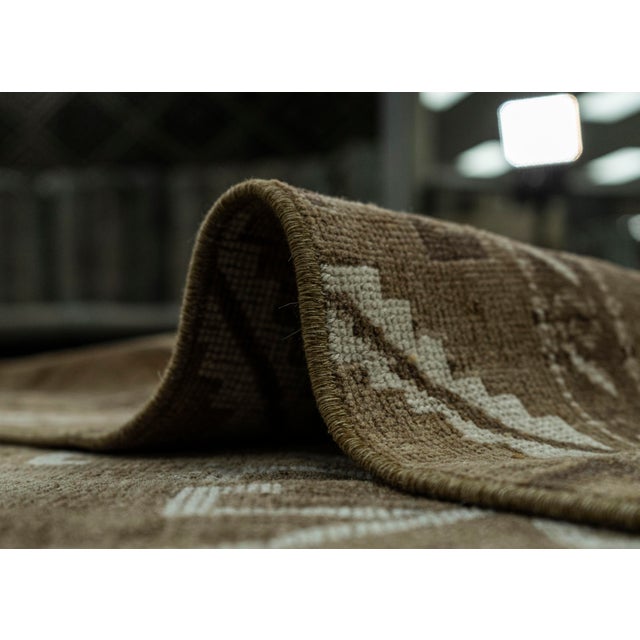 Textile Turkish Vintage Rug 5'4" x 10' #20777 For Sale - Image 7 of 8
