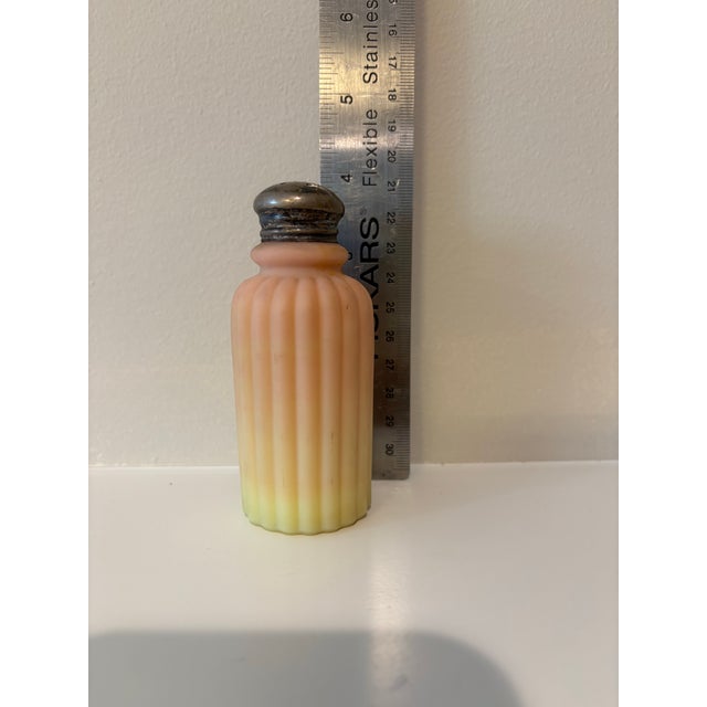 Pairpoint Glassworks Late 19th Century Mt. Washington Burmese Art Glass Salt & Pepper Shakers - A Pair For Sale - Image 4 of 12