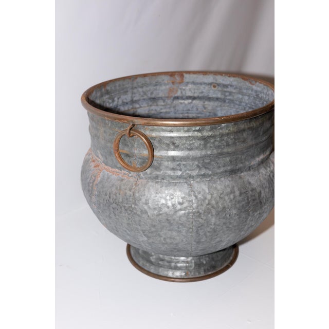 Abstract Planters - Set of 3 Vintage Bulbus For Sale - Image 3 of 8