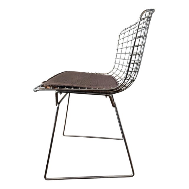 Knoll Early Harry Bertoia Model 420 Side Chairs- A Set of 6 For Sale - Image 4 of 11