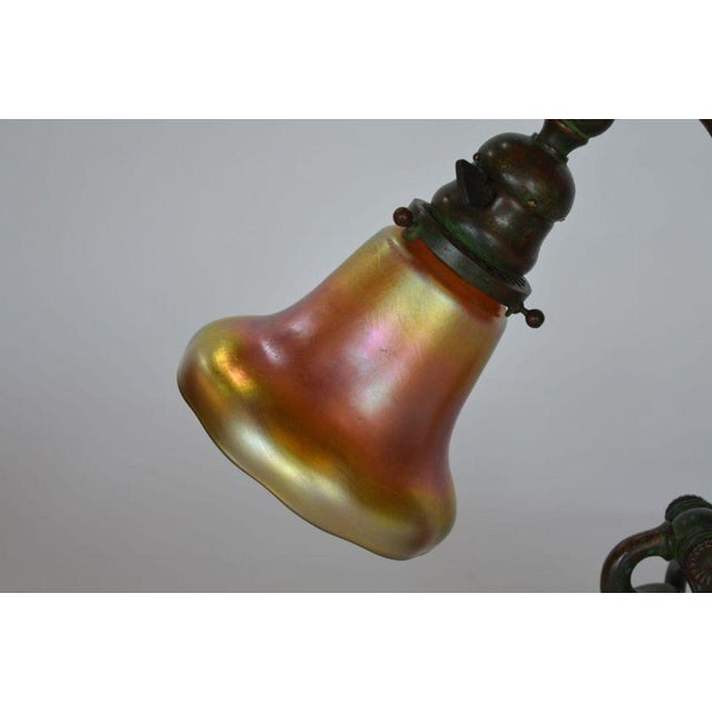 1910s 1910s Traditional Tiffany Studios Bronze and Favrile Table Lamp For Sale - Image 5 of 10