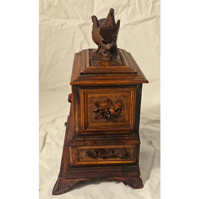 Late 18th Century 1880s Black Forest Carved Walnut Jewelry Box With Birds, Floral Relief, & Key For Sale - Image 5 of 15