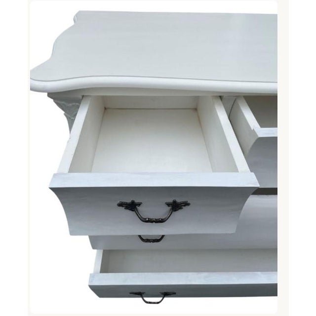 2020s Shabby Chic French Country 5-Drawer White Bombay Chest For Sale - Image 5 of 7