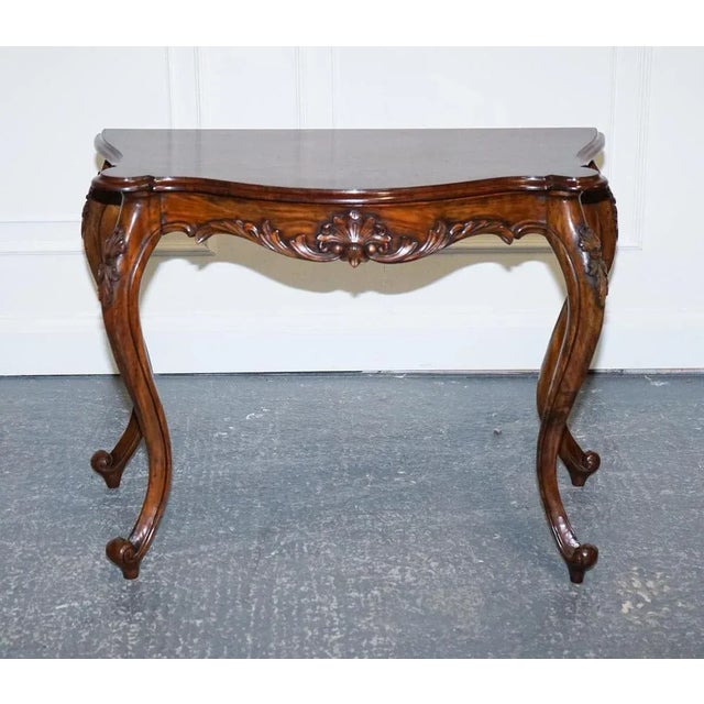 French Carved Hallway Console Table with Cabriole Legs, Late 19th Century For Sale - Image 3 of 18