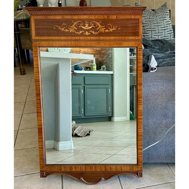 Traditional Rectangle Federal or Empire-Style Satinwood Marquetry Wall Mirror For Sale - Image 3 of 16