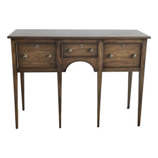 1960s Mahogany Sideboard by Kittinger Williamsburg Restoration in Very Good Condition For Sale