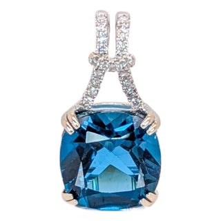 9.39Ct London Blue Topaz Pendant With Natural Diamond Accents in Solid 14k Gold For Sale