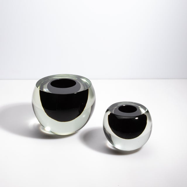 Hand Blown Murano Vase Sphere in Clear With Onyx Black For Sale - Image 10 of 10