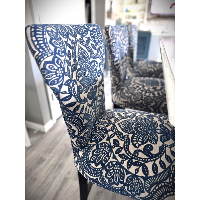 2010s Modern Regal Blue & Ivory Damask Bohemian Lotus Flower Design Counter Stools Set of 4 For Sale - Image 5 of 10