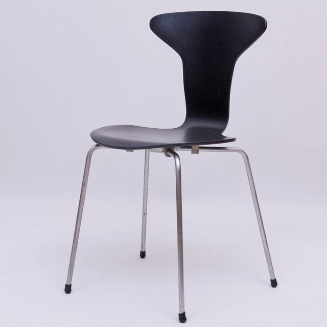 Fritz Hansen Vintage Mosquito Chairs in Black Chrome by Arne Jacobsen for Fritz Hansen, 1960s, Set of 3 For Sale - Image 4 of 16