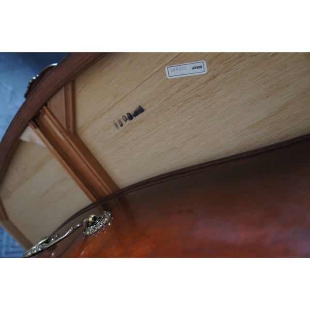 Late 20th Century Baker Georgian Mahogany Bowfront Chest of Drawers Nightstand Bedside Table, Attributed For Sale - Image 10 of 13