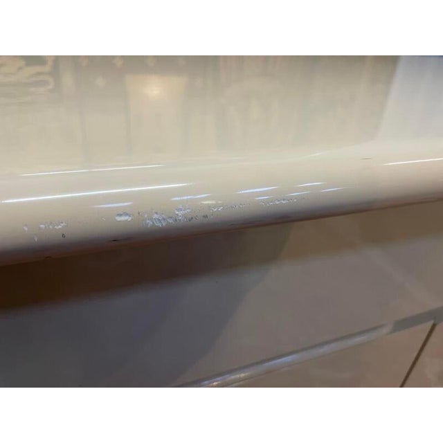 Artist: None Period: 20th century Style: Modern Art Condition: En l'etat Material: Solid wood Length: 204Width: 204Height:...