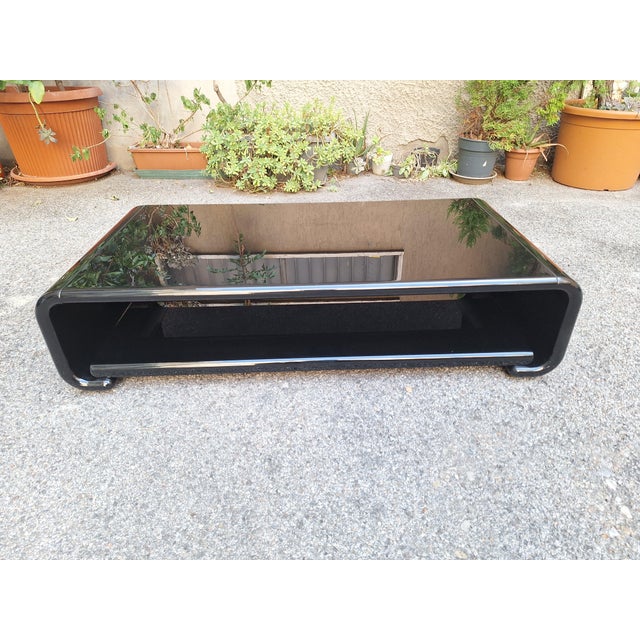 Molteni Eter Coffee Table in Black Lacquered Wood with Book Holder by Vincent Van Duyden for Molteni, 2010s For Sale - Image 4 of 4