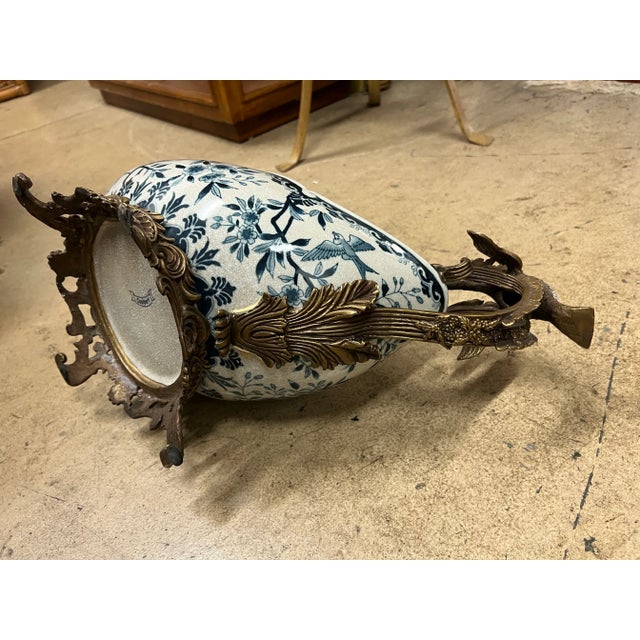 Antique Large Footed Cachepot With Dragons by Coalport For Sale In West Palm - Image 6 of 13