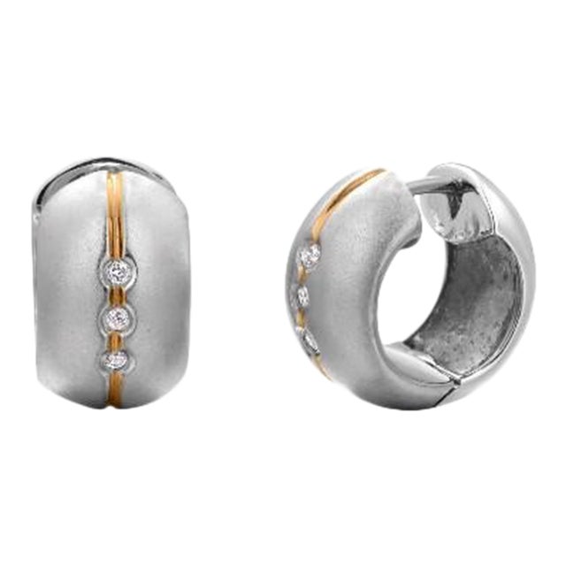 18kt White Gold Huggie Hoop Earrings With Diamonds 0.50 Inch Length, A Pair For Sale