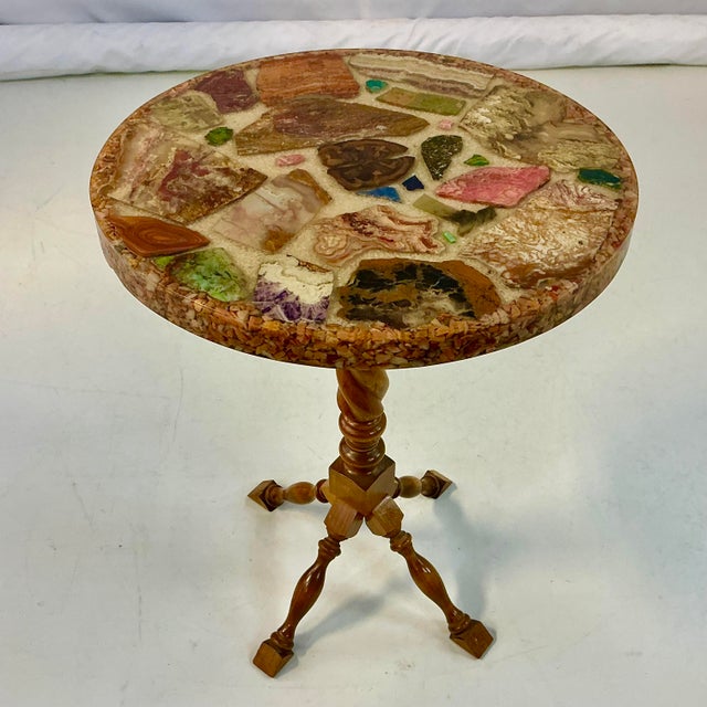 1950s Vintage Folk Art Boho Chic Lucite Encased Semi-Precious Stones Drinks Table For Sale - Image 18 of 18