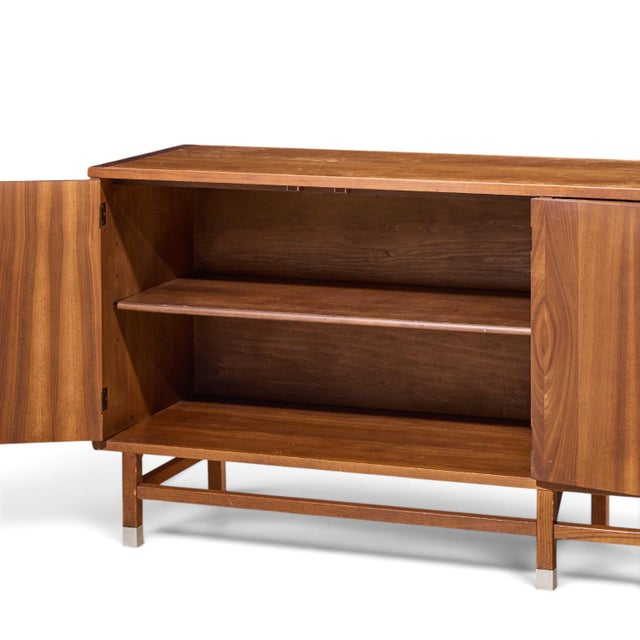 Stanley Harlequin Mid Century Walnut Credenza For Sale In Chicago - Image 6 of 10