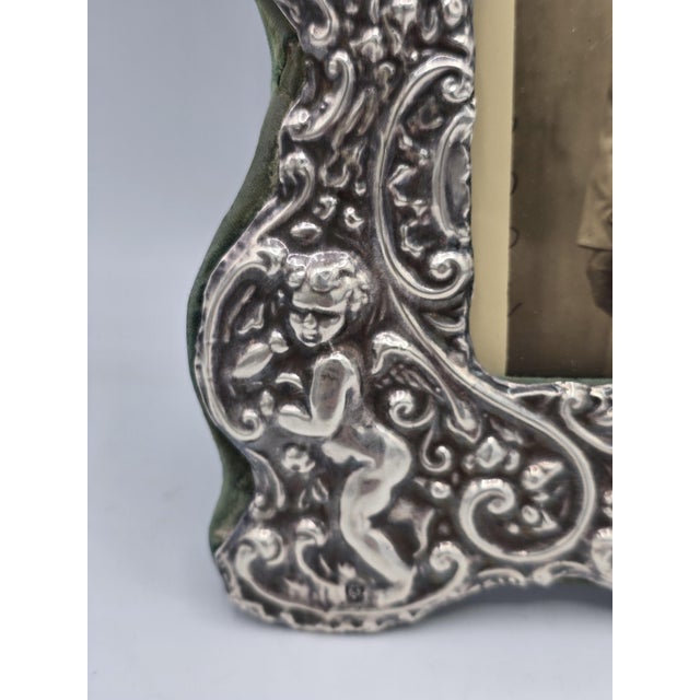 English 925 Sterling Silver Photo Frame with Putti, London, 1905 For Sale - Image 4 of 9