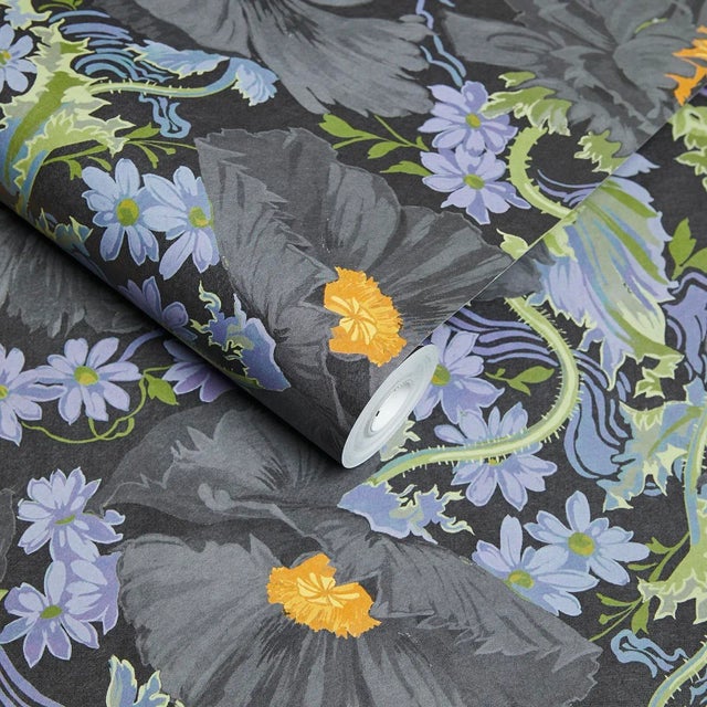 English House of Hackney Papavera Wallpaper - Noir, Sample For Sale - Image 3 of 4