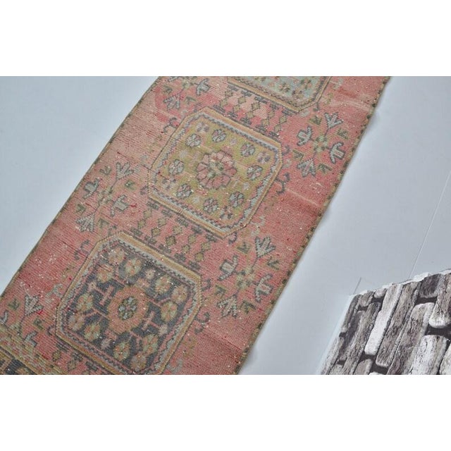 Turkish 1950s Long Pastel Turkish Rug, Minimalist Runner for Hallway or Entryway For Sale - Image 3 of 10