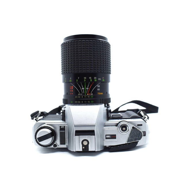 Metal 1980's Minolta X-370 35mm SLR Film Camera With Five Star 35-75mm MC Auto Zoom Lens - Japan For Sale - Image 7 of 11