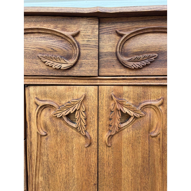 Late 20th Century Oakwood Interiors "Versailles" Carved Oak Chest of Drawers - Triple Dresser For Sale - Image 9 of 12