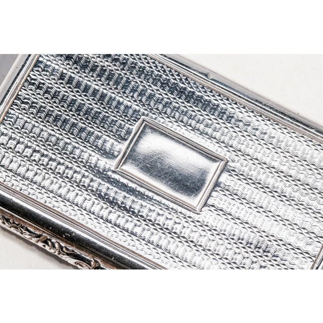 English Wonderful English Engine Turned Antique Sterling Silver Snuff Box Tobacciana Engraved Presentation Dedication 1839 For Sale - Image 3 of 12