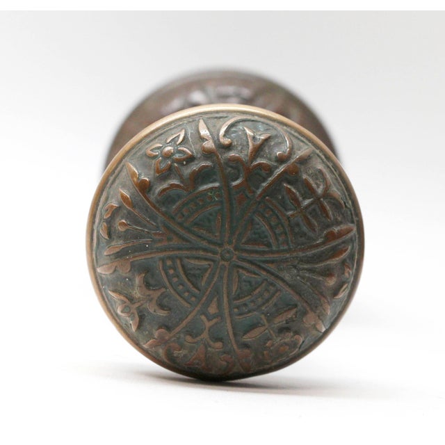 These Vernacular style four fold door knobs were made by Lockwood in the 1894 catalog. It is part of the H-20600 group....