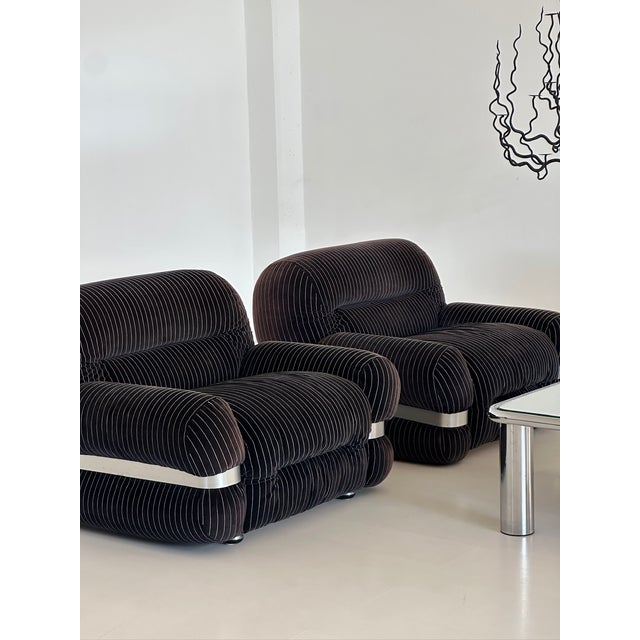 Space Age Living Room Set in Dark Blue Striped Velvet and Metal, 1970s, Set of 3 For Sale - Image 15 of 18