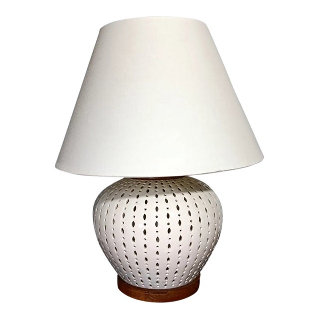 Vintage Ralph Lauren Designer Perforated White Ceramic Lamp W/ Shade For Sale