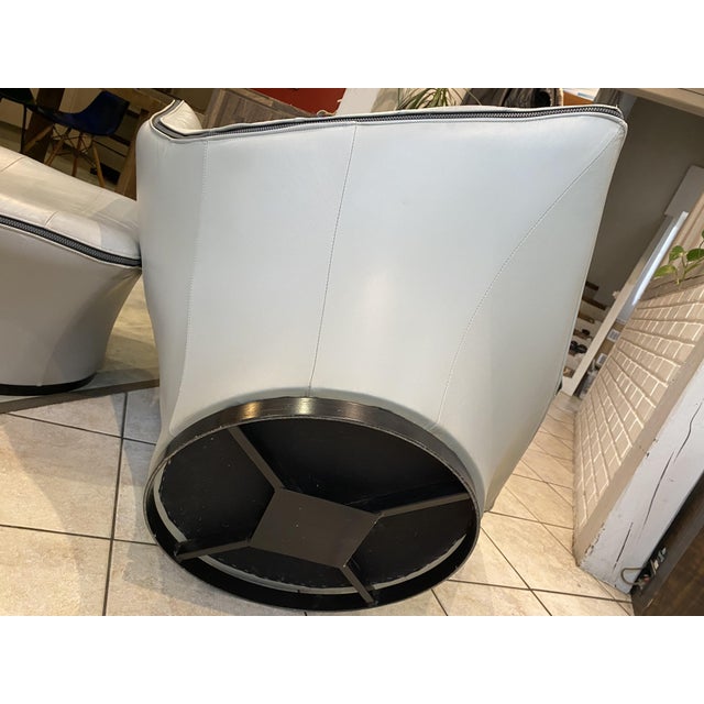 Set of Mantis Swivel Lounge Chair and Leather Ottoman by Gerard Van Den Berg, 1970s For Sale - Image 16 of 18