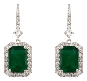 Late 20th Century Pair of 18k Emerald Earrings