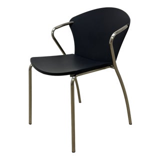 Erla Sólveig Óskarsdóttir E5400 Betsy Black Stackable Chair for Bernhardt, 2000s For Sale