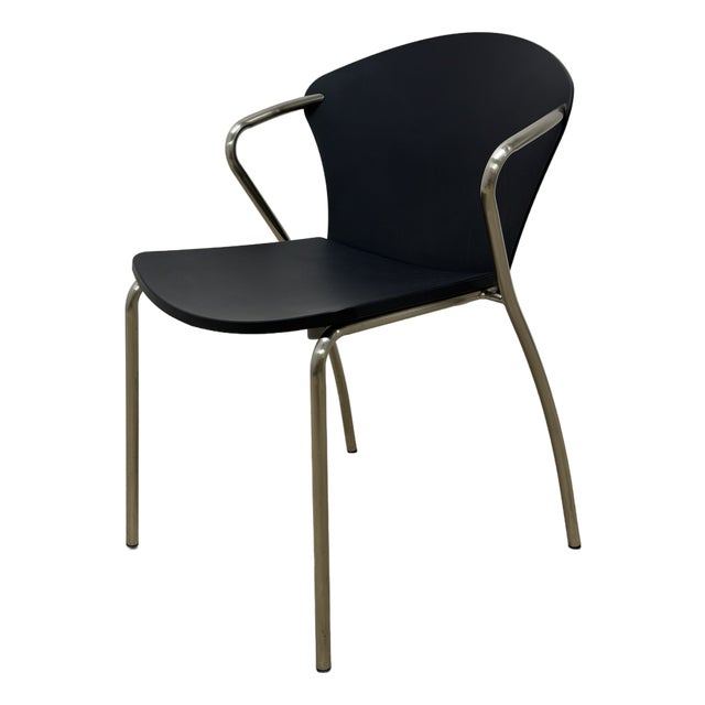 Erla Sólveig Óskarsdóttir E5400 Betsy Black Stackable Chair for Bernhardt, 2000s For Sale