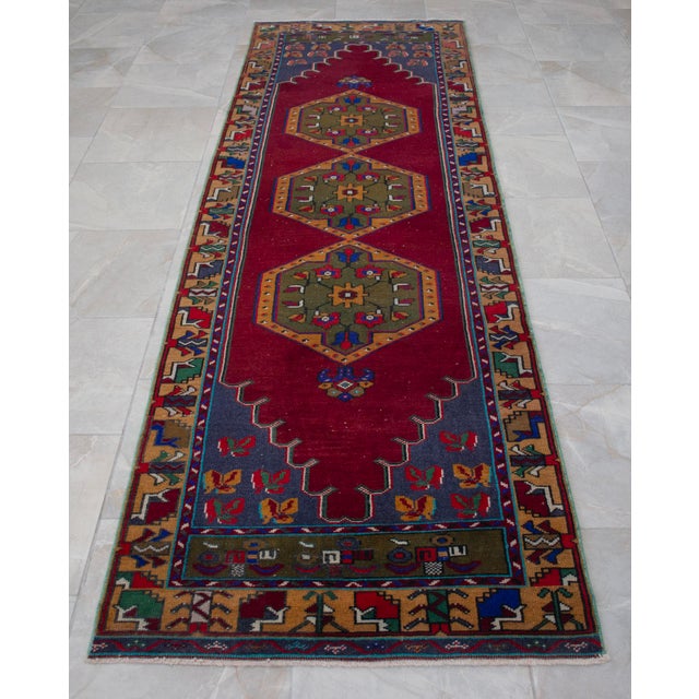 1960s Low Pile Hand Knotted Runner Rug Vintage Oushak Hallway - 2'12″ X 9'8″ For Sale - Image 5 of 16