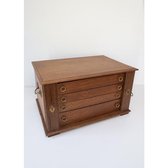 1960s Antique French Oak Cutlery Case for 12 Pieces with 4 Drawers and Lock, 1960s For Sale - Image 5 of 10