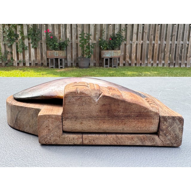 1950s Alexander Noll Carved Wood & Mother of Pearl Lidded Cigarette Box For Sale - Image 13 of 13
