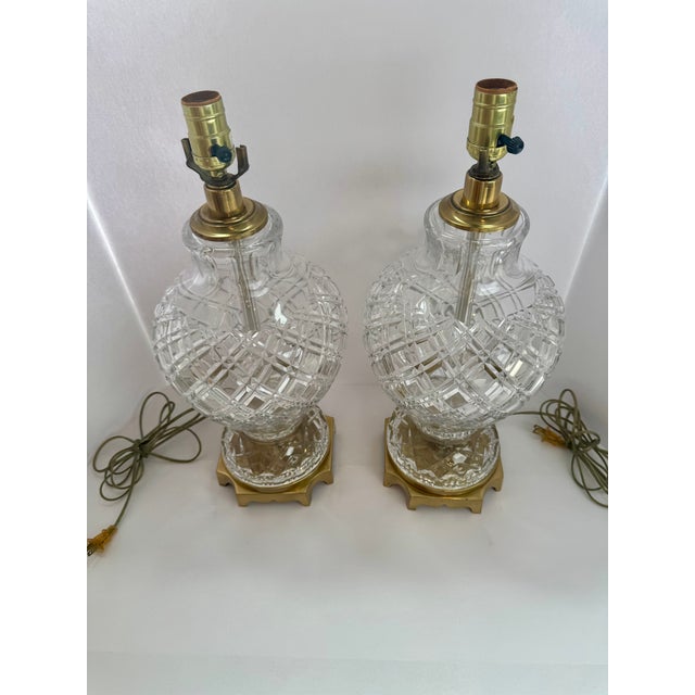 Late 20th Century Vintage Neoclassical Diamond-Pattern Glass Urn Table Lamps - Pair For Sale - Image 5 of 13