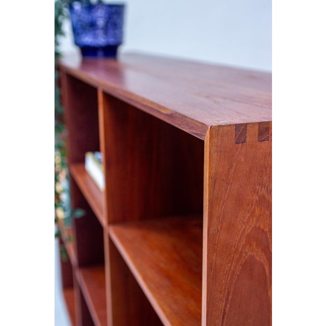 Vintage Danish Teak Bookcase by Peter Hvidt, 1960s For Sale - Image 16 of 18