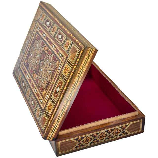 Mid 20th Century Mid 20th Century Handmade Astral-Patterned Mother-of-Pearl Inlaid Damascene Box For Sale - Image 5 of 14
