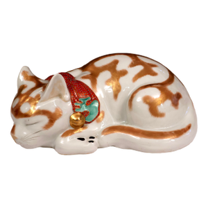 Vintage Japanese Kutani Porcelain Sleeping Cat Figure Circa 1930 Large 10"