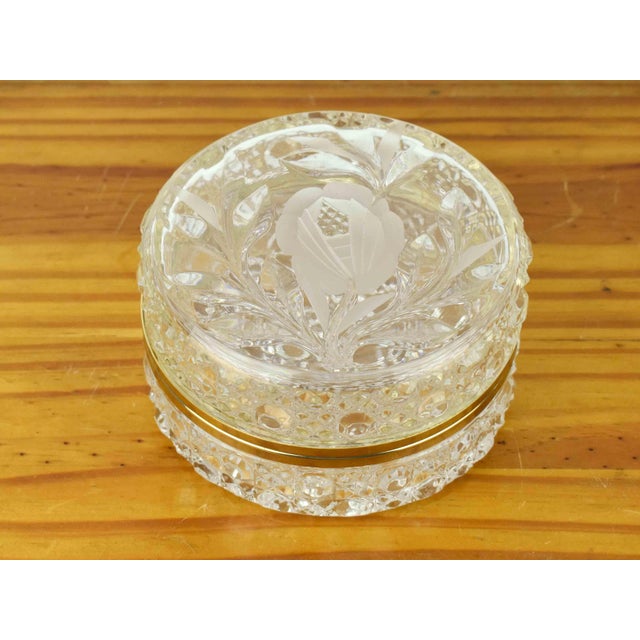Metal Vintage Beyer Bleikristall West German Crystal Hinged Trinket Dresser Box With Frosted Rose Design For Sale - Image 7 of 10