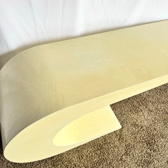 Post Modern Lacquered Cream Wave Console Table For Sale - Image 4 of 12