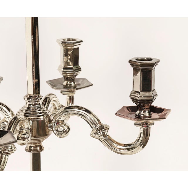 1920s Vintage Victorian Silver Plate Rise and Fall Candelabra Table Lamp, 1920s For Sale - Image 5 of 15