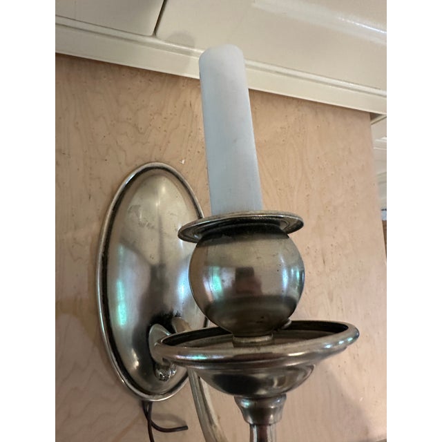 Bradley Hubbard Vintage Bradley & Hubbard Silver Plated Wall Sconce For Sale - Image 4 of 9