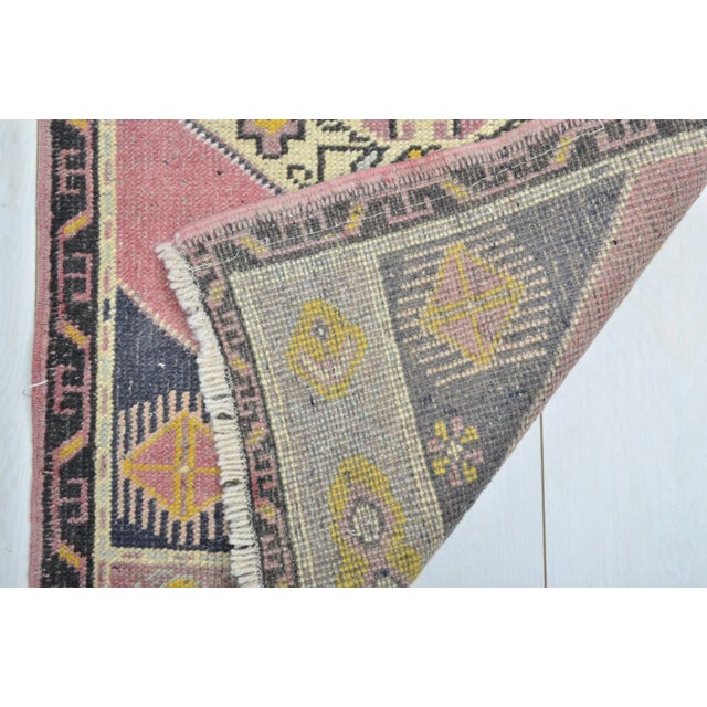1960s Natural Muted Boho Decor Vintage Rug For Sale - Image 5 of 6