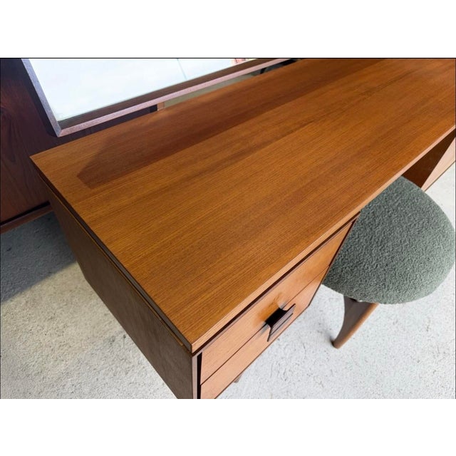 Mid-Century Modern Danish Dressing Table by Ib Kofod Larsen for G-Plan, 1960s, Set of 2 For Sale - Image 3 of 14