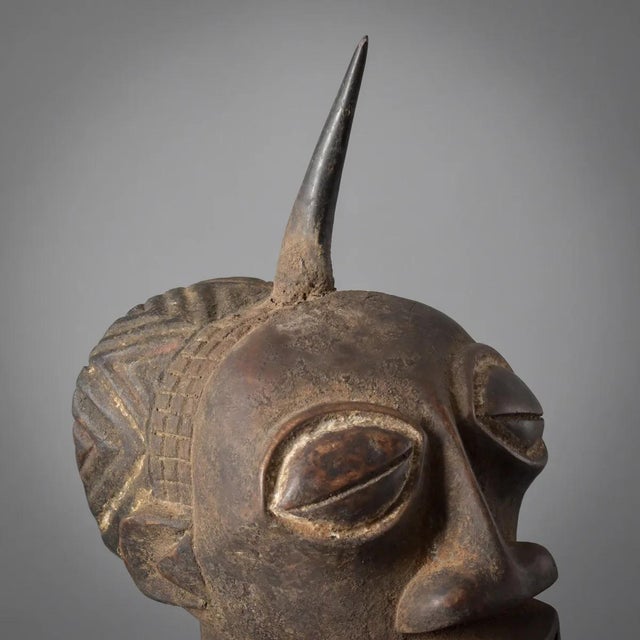 Early 20th Century Songye Nkishi Power Figure For Sale - Image 15 of 15